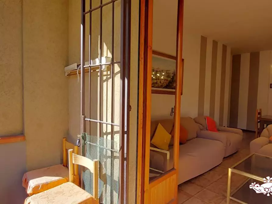 Immagine 3 di Appartamento in vendita  a San Gimignano