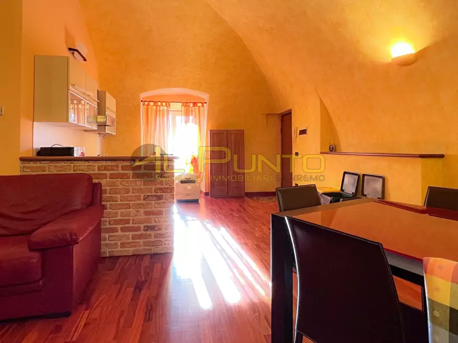 Immagine 5 di Appartamento in vendita  67 a San Remo