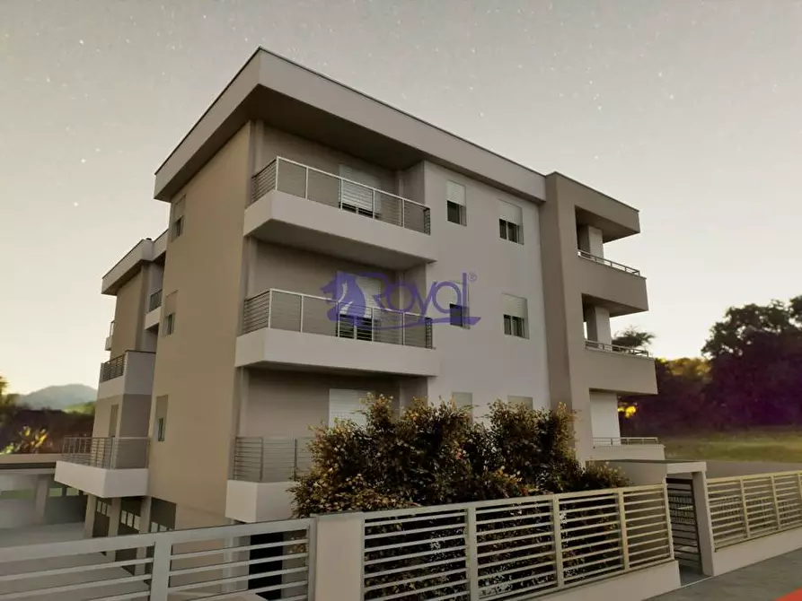 Immagine 1 di Appartamento in vendita  a Parabiago