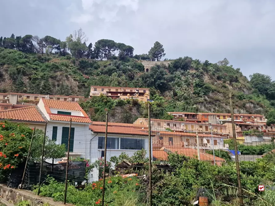 Immagine 10 di Appartamento in vendita  8 a Messina