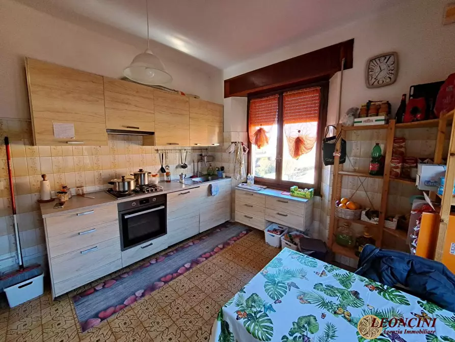 Immagine 3 di Villa in vendita  83 a Villafranca In Lunigiana