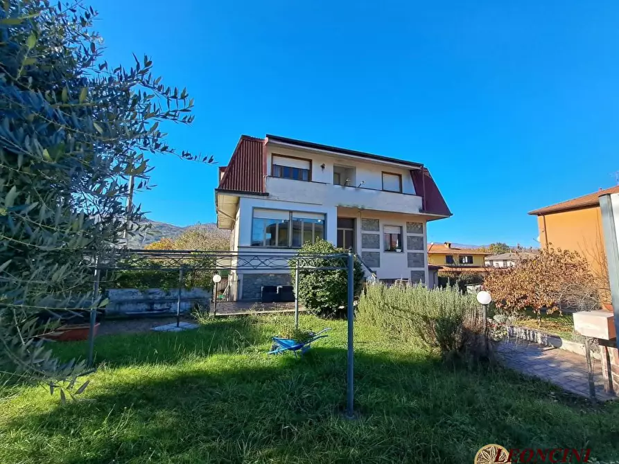 Immagine 7 di Villa in vendita  83 a Villafranca In Lunigiana