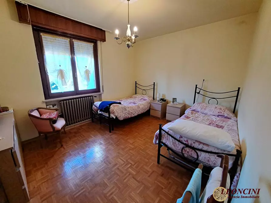 Immagine 8 di Villa in vendita  83 a Villafranca In Lunigiana