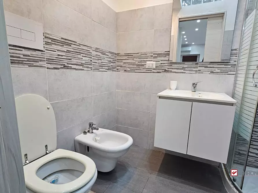 Immagine 7 di Appartamento in vendita  a Messina