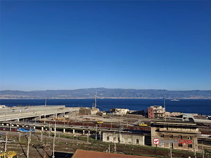 Immagine 5 di Attico in affitto  a Messina