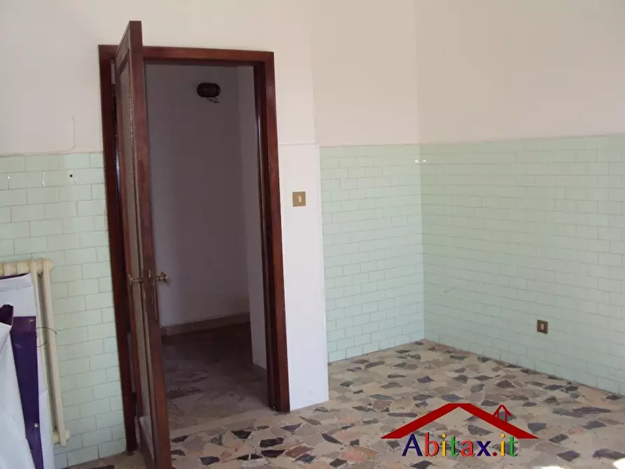 Immagine 10 di Appartamento in vendita  183 a Arezzo