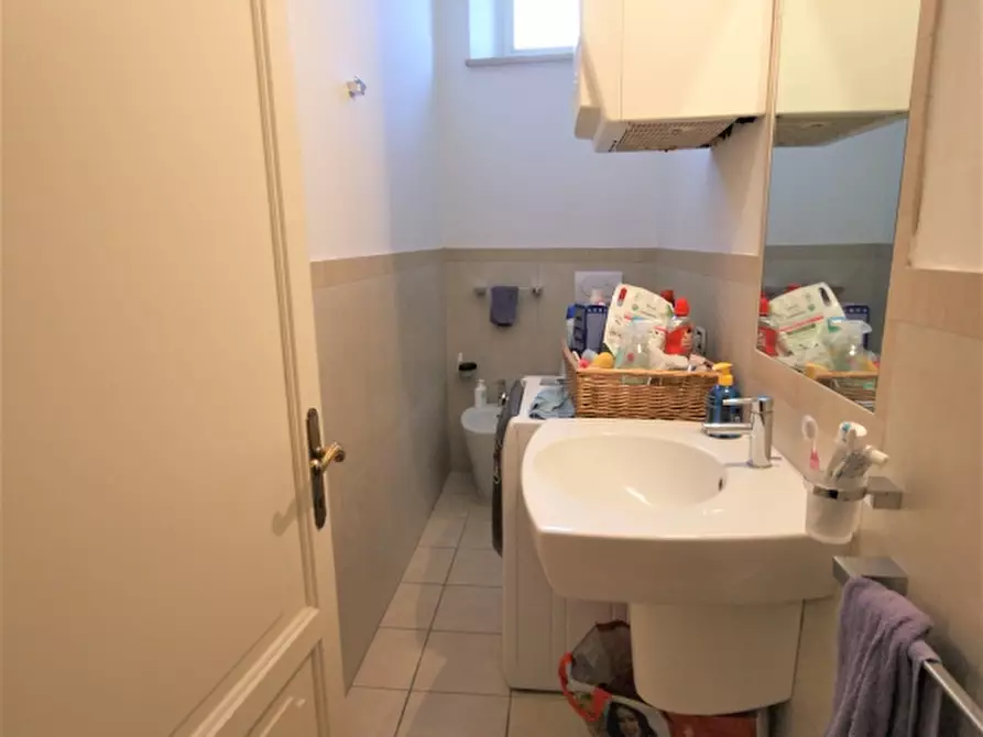 Immagine 10 di Appartamento in vendita  a San Gimignano