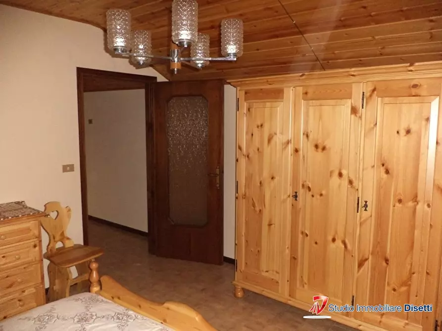 Immagine 10 di Attico in vendita  28 a Edolo