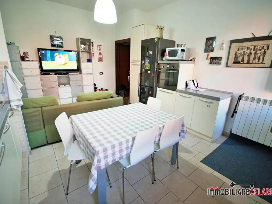 Immagine 2 di Appartamento in vendita  a Colle Di Val D'elsa