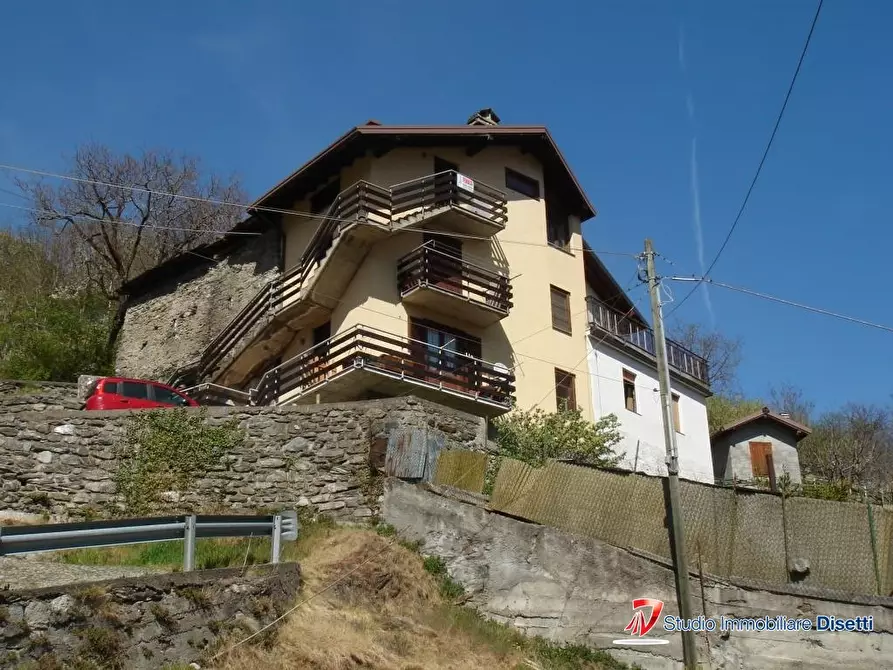 Immagine 2 di Attico in vendita  28 a Edolo