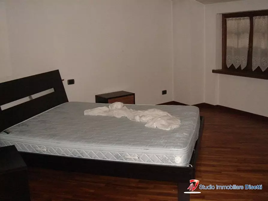 Immagine 6 di Casa semindipendente in vendita  a Losine