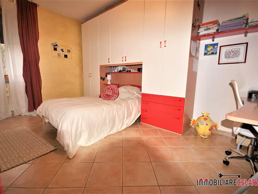 Immagine 6 di Appartamento in vendita  a Casole D'elsa