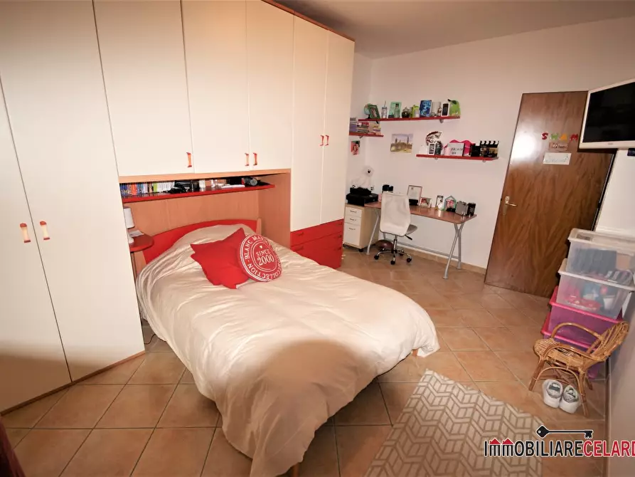 Immagine 5 di Appartamento in vendita  a Casole D'elsa