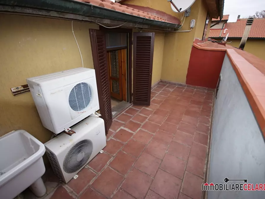 Immagine 10 di Appartamento in vendita  a Casole D'elsa