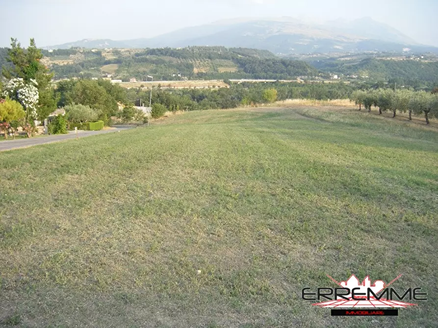 Immagine 2 di Terreno edificabile in vendita  a Rosciano