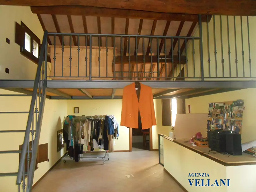 Immagine 8 di Rustico / casale in vendita  a Carpi