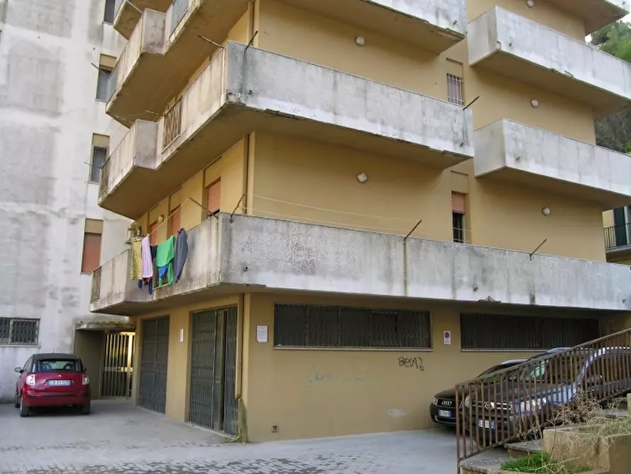 Immagine 4 di Appartamento in vendita  a Modica