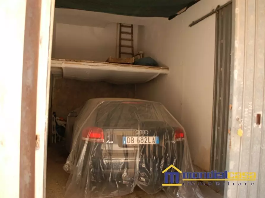 Immagine 7 di Casa indipendente in vendita  a Pachino