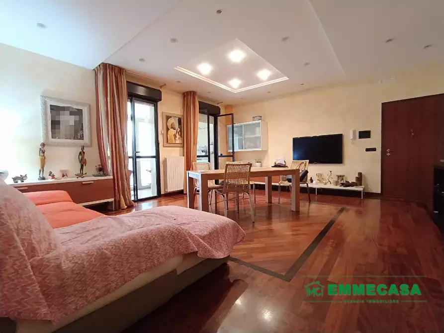 Immagine 1 di Appartamento in vendita  a Valenzano