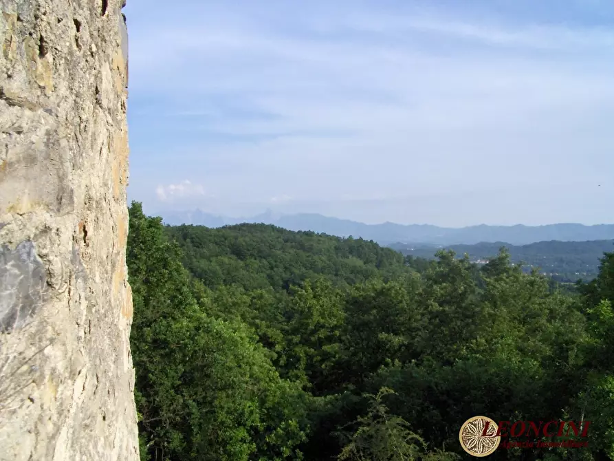 Immagine 9 di Rustico / casale in vendita  22 a Villafranca In Lunigiana