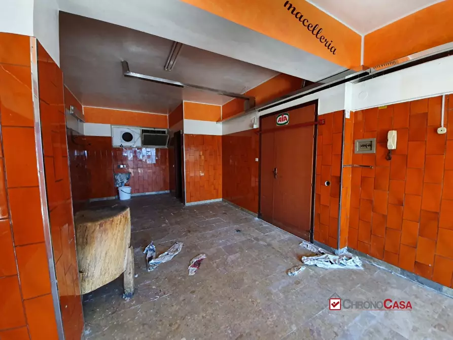 Immagine 2 di Negozio in vendita  a Messina