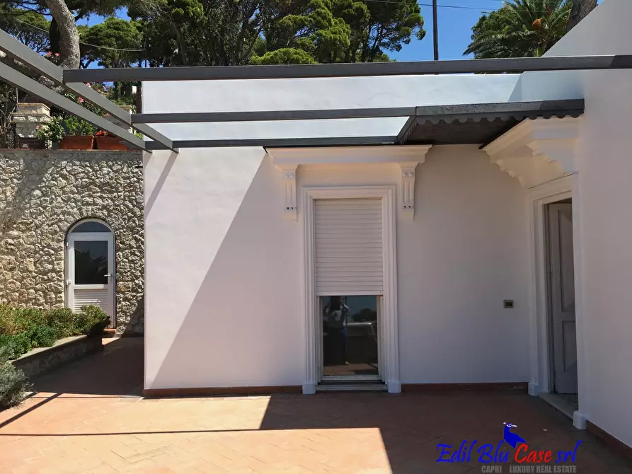Immagine 8 di Villa in vendita  a Capri