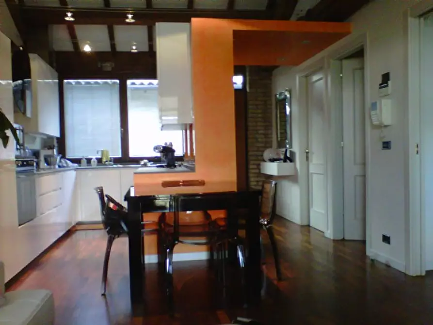 Immagine 8 di Appartamento in affitto  a Parma