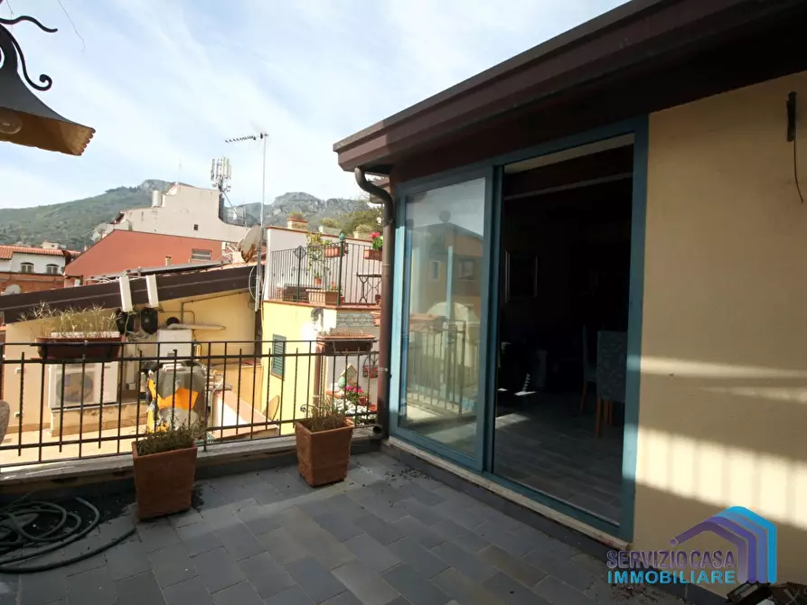 Immagine 3 di Casa indipendente in vendita  a Letojanni