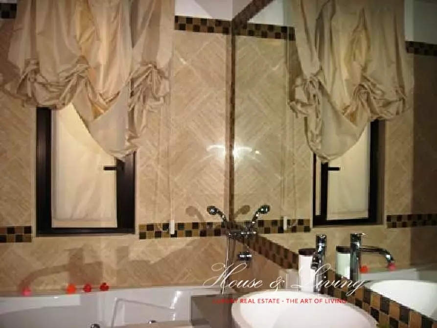 Immagine 3 di Appartamento in vendita  a Bordighera