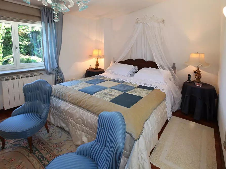 Immagine 3 di Villa in vendita  a Campagnano Di Roma