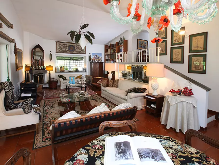 Immagine 10 di Villa in vendita  a Campagnano Di Roma
