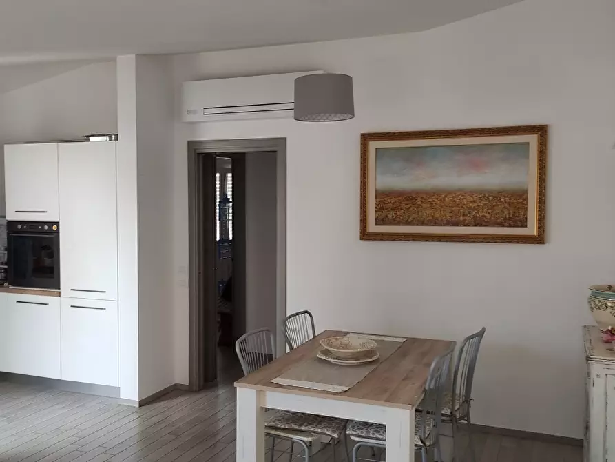 Immagine 6 di Villa in vendita  a Cepagatti