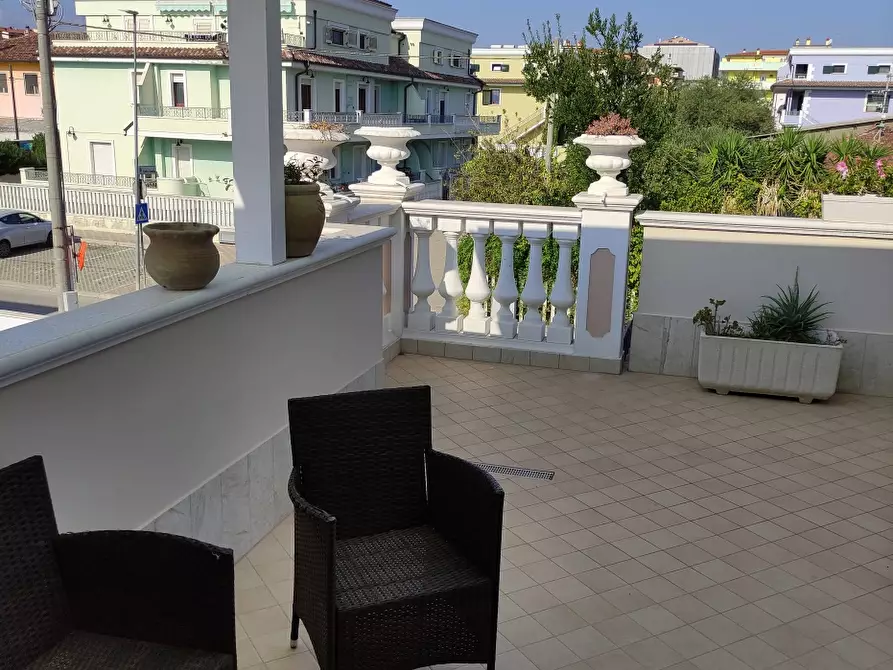 Immagine 10 di Villa in vendita  a Cepagatti