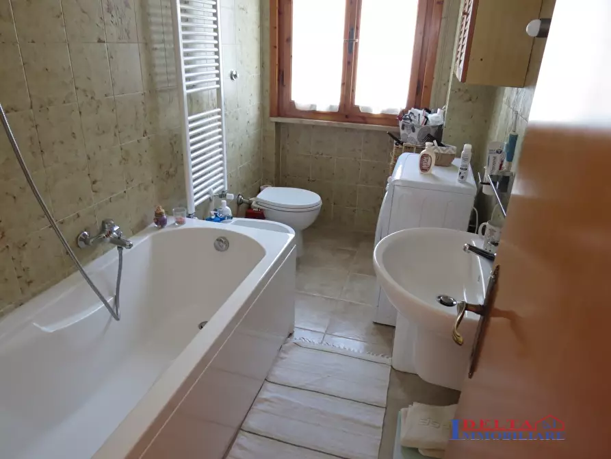 Immagine 10 di Casa semindipendente in vendita  a Rosignano Marittimo