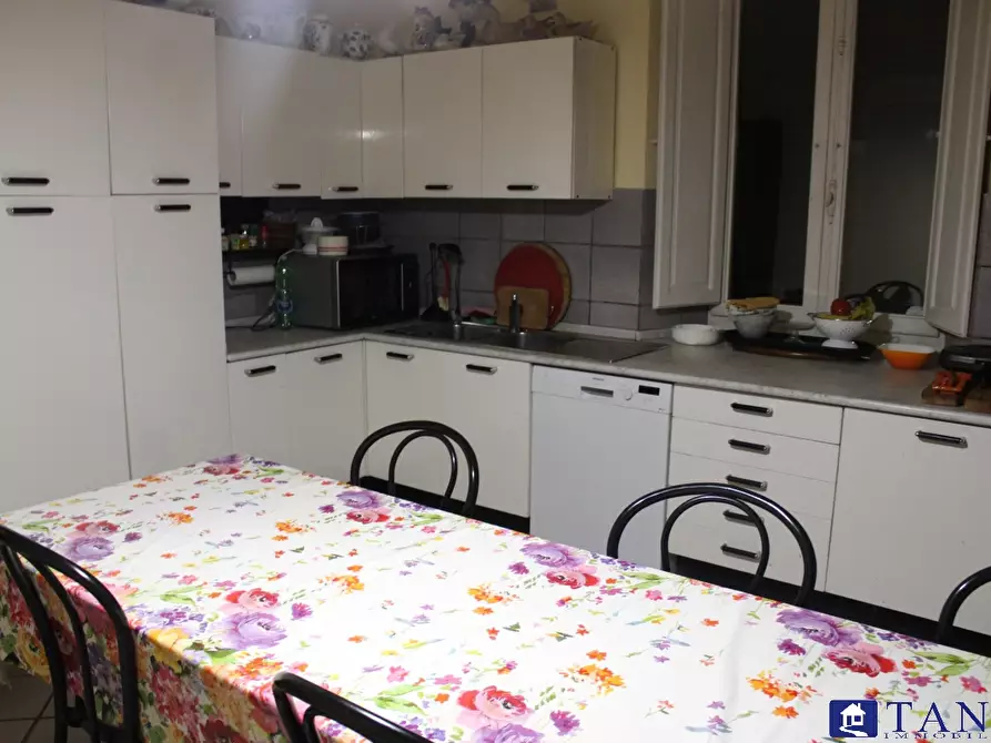 Immagine 9 di Casa indipendente in vendita  190 a Carrara