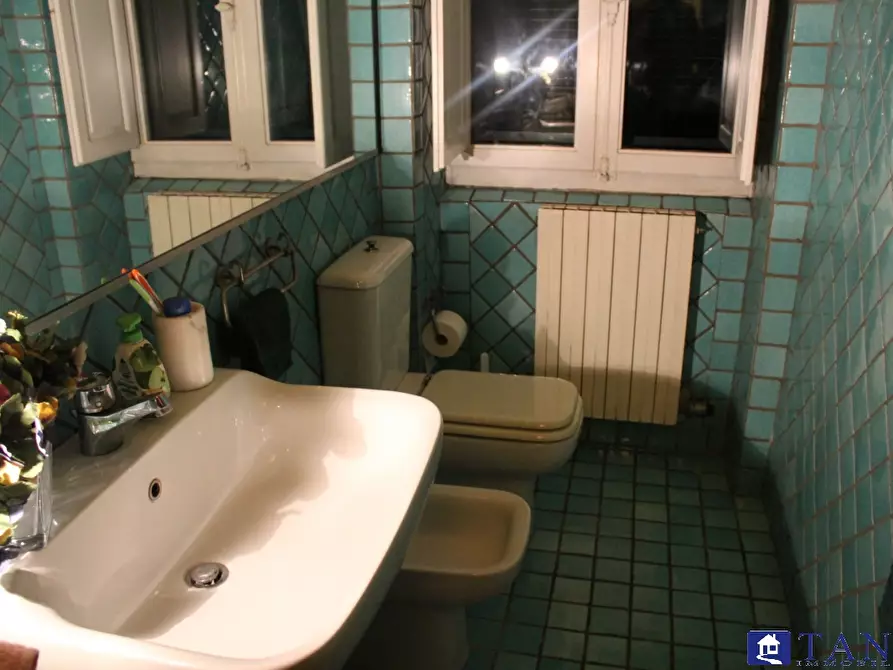 Immagine 10 di Casa indipendente in vendita  190 a Carrara