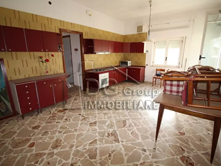 Immagine 2 di Casa indipendente in vendita  a Alcamo