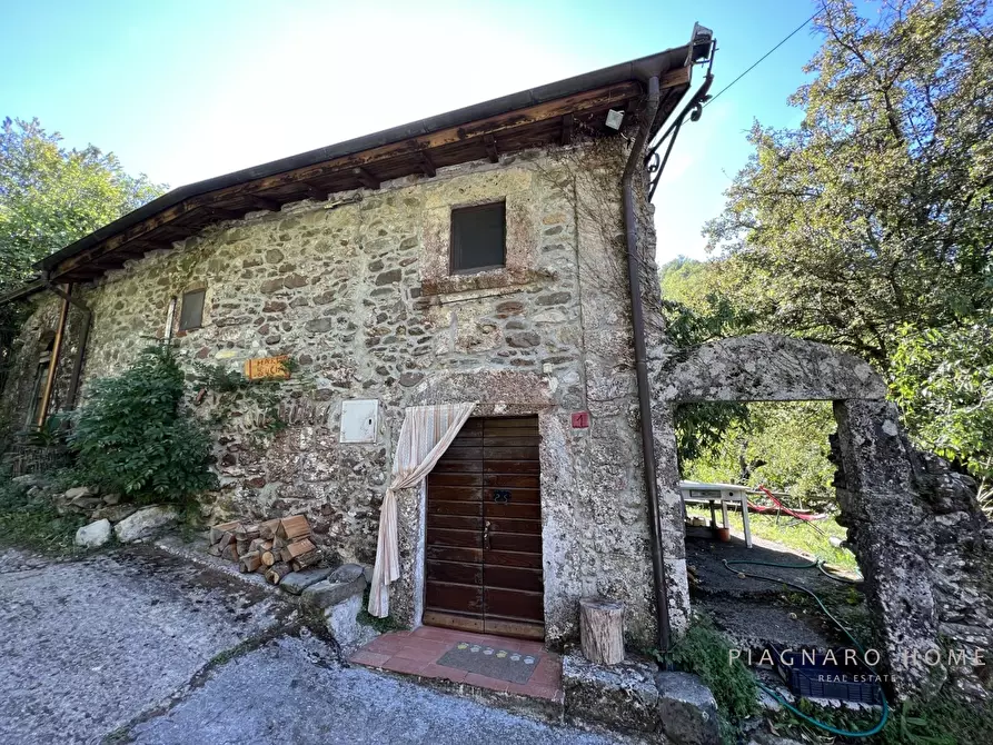 Immagine 1 di Rustico / casale in vendita  a Fivizzano