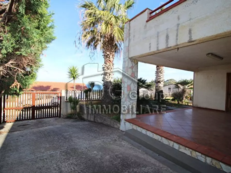 Immagine 2 di Villa in vendita  a Alcamo