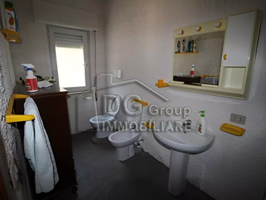 Immagine 10 di Villa in vendita  a Alcamo