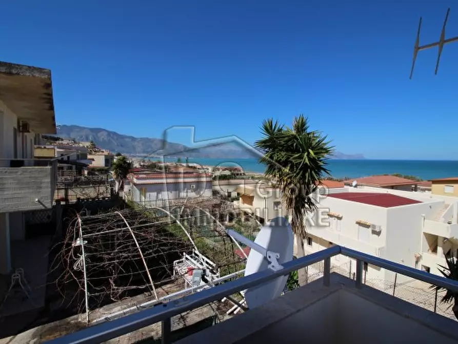 Immagine 2 di Appartamento in vendita  a Alcamo