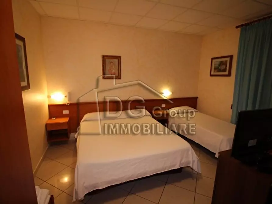 Immagine 8 di Albergo/B&B/Residence in vendita  a Alcamo
