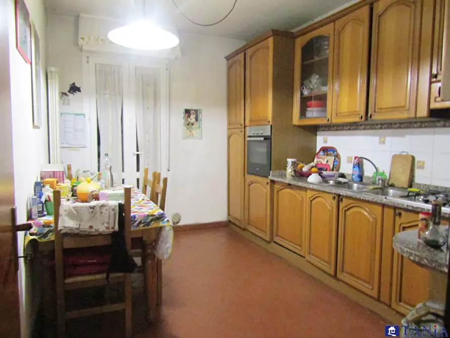 Immagine 4 di Appartamento in vendita  90 a Carrara