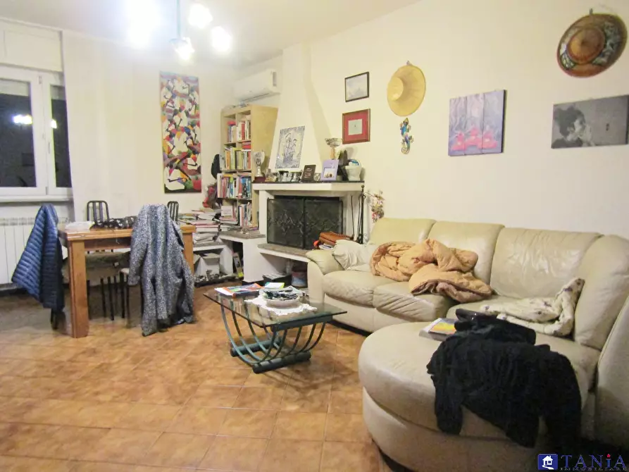 Immagine 2 di Appartamento in vendita  90 a Carrara