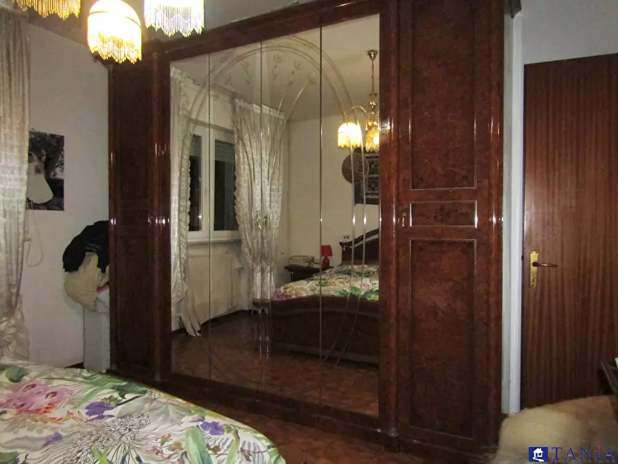 Immagine 9 di Appartamento in vendita  90 a Carrara