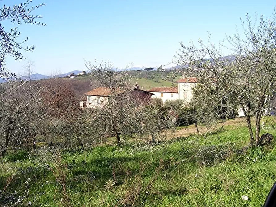 Immagine 1 di Agriturismo in vendita  a Capannori