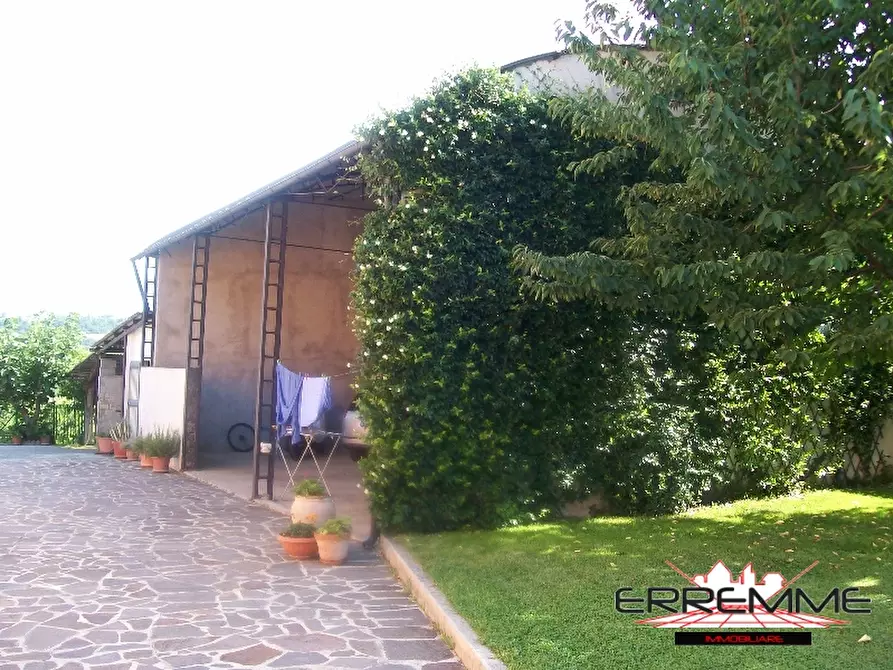 Immagine 10 di Villa in vendita  a Cepagatti