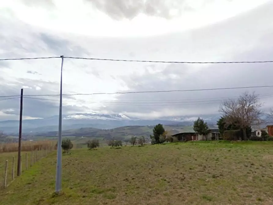 Immagine 1 di Terreno edificabile in vendita  a Nocciano
