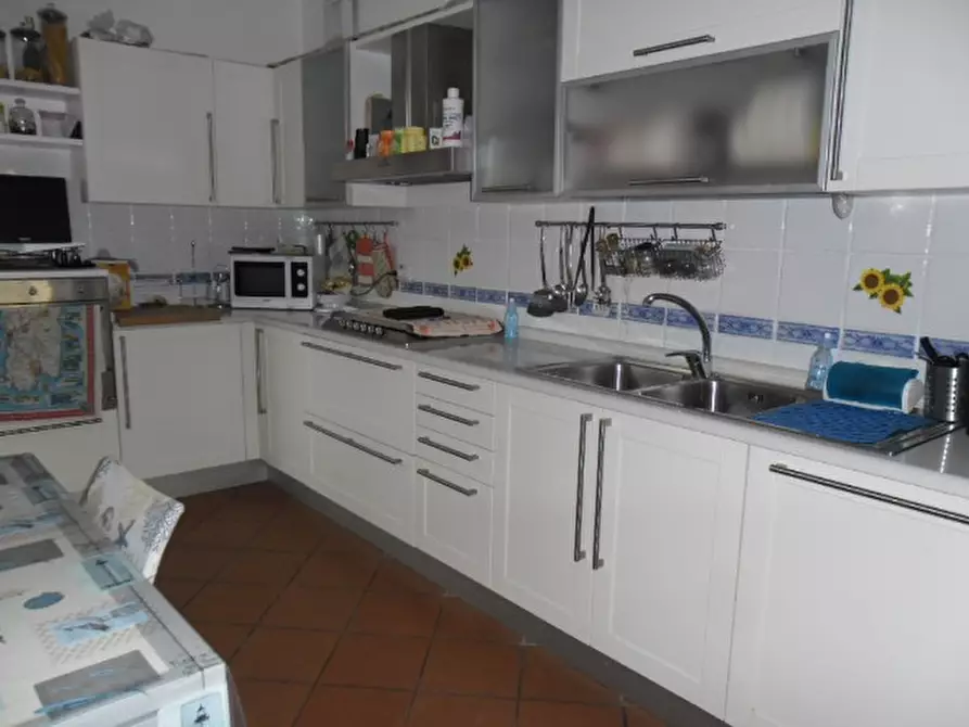 Immagine 4 di Appartamento in vendita  a Sarzana