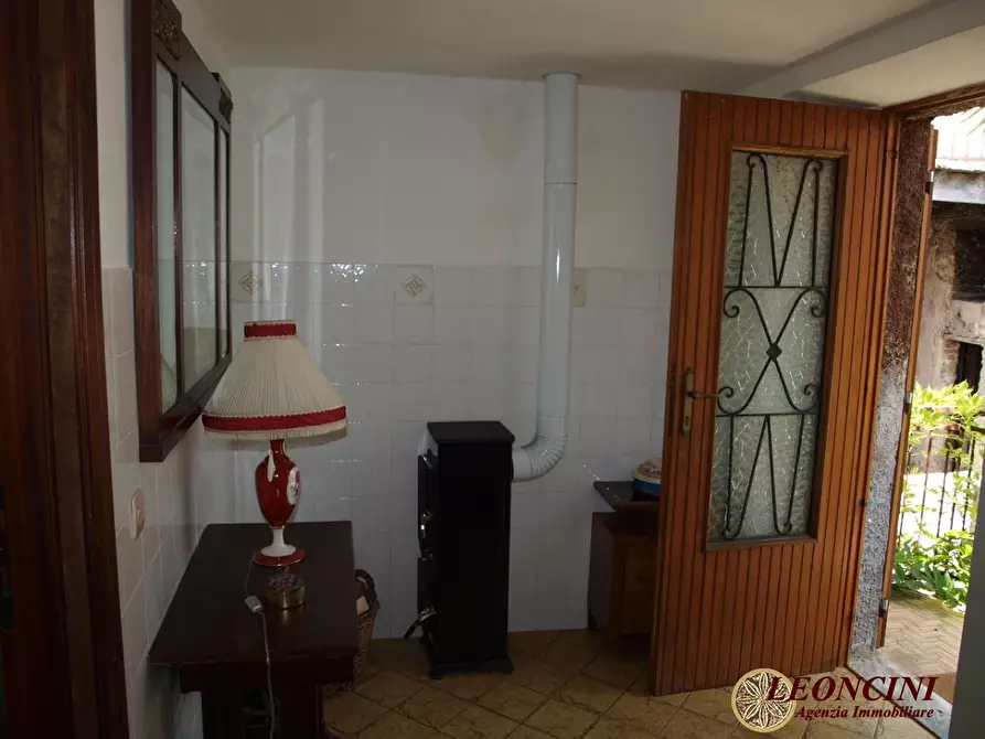 Immagine 8 di Rustico / casale in vendita  45 a Bagnone